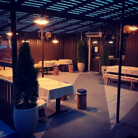 Peltohovi Hotel